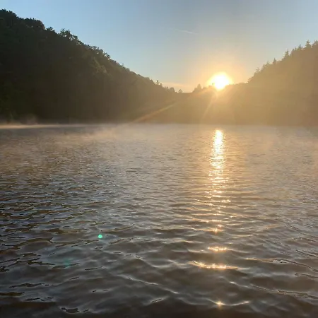 Schwimmende Auszeit * Saalburg
